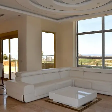 Panaroma Villalari 4*