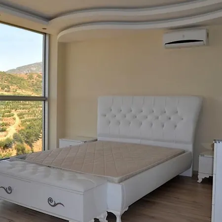 Ξενοδοχείο Panaroma Villalari 4*