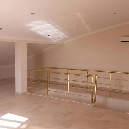 Panaroma Villalari Αλάνια