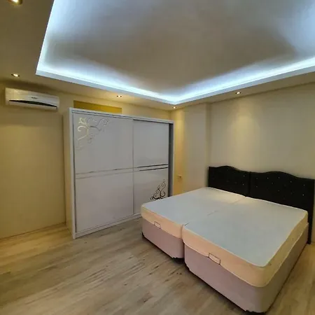 Ξενοδοχείο Panaroma Villalari 4*